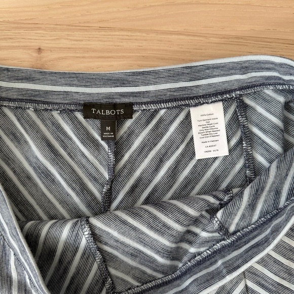 Talbots Pull-on Striped A-line 100% Cotton Shirt Size M Heather gray /blue - Picture 6 of 9